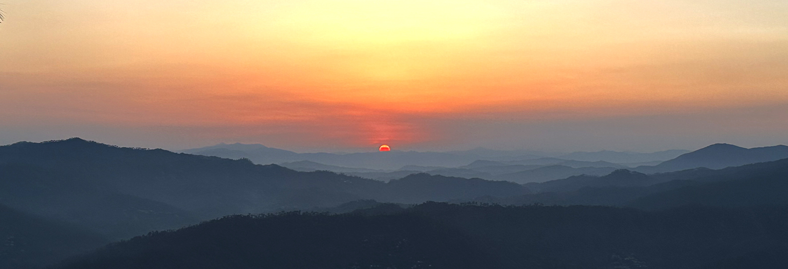Valley of lights · Almora